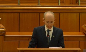 UPDATE - Camera Deputaţilor: Moţiunea simplă la adresa ministrului Energiei, Bogdan Ivan, a fost respinsă