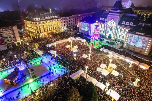 Lia Olguţa Vasilescu, despre costul Târgului de Crăciun de la Craiova: Anul trecut primăria a plătit în jur de două milioane de lei, iar câştigul a fost aproape dublu. lndustria HoReCa din oraş a prosperat, a fost o afacere de 10 milioane de euro

