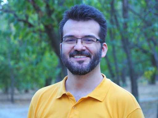 INTERVIU - Andrei Macsut, preşedinte SENS: Avem 1015 membri, dar mizăm pe o reţea mare de voluntari. La alegerile parlamentare am avut un buget sub 50.000 de euro. Am cheltuit 50 de bani pentru fiecare vot primit / Nu suntem nici pe departe comunişti! 

