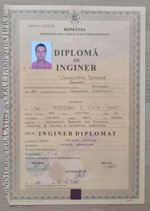 Ionuţ Moşteanu şi-a publicat diploma de licenţă la Bioterra, Facultatea de Inginerie şi Management Agroturistic, după ce într-un CV vechi scrisese că a absolvit Universitatea Athenaeum din Bucureşti: O greşeală care recunosc că mă jenează