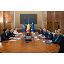 Ilie Bolojan, discuţie cu oficialii OMV Petrom despre proiectul Neptun Deep / Guvern: Compania a confirmat că îşi menţine angajamentul de a investi în România, inclusiv în proiecte de energie regenerabilă şi dezvoltarea capacităţilor pentru biocombustibili