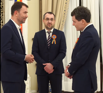 Europarlamentarul USR Vlad Voiculescu acuză PNL şi pe Ciprian Ciucu, într-un clip filmat la Cotroceni în care mai apar Nicuşor Dan şi Cătălin Drulă, că nu au votat suspendarea PUZ-urilor/ Ciucu: Minte cu premeditare! Să îţi fie ruşine, Vlad Voiculescu!