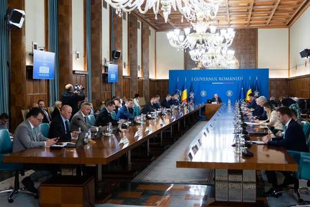 Bolojan, după demisiile din Executiv: Nu problema imaginii este cea mai importantă, schimbările frecvente de miniştri nu ajută / Atunci când eşti pe o anumită poziţie, ai sub scaun întotdeauna o bombă care poate să detoneze

