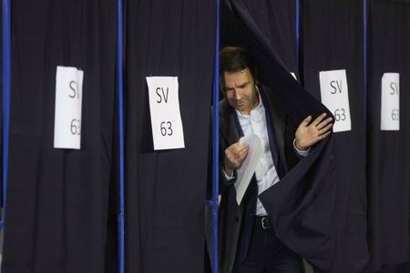 ALEGERI LOCALE PARŢIALE - Cătălin Drulă: Am votat cu încredere şi optimism pentru un nou început pentru oraşul nostru, care să meargă cu onestitate pe un drum al construcţiei - FOTO
