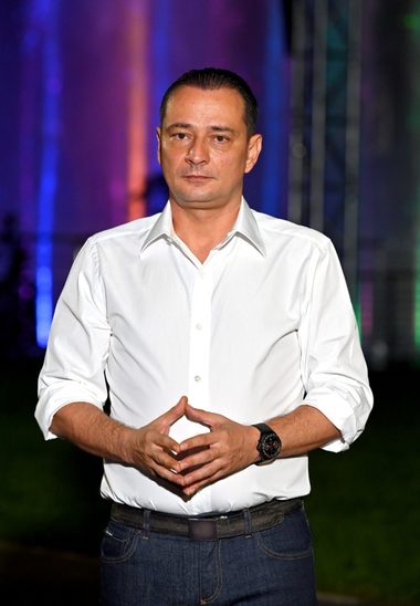 ALEGERI LOCALE PARŢIALE - Daniel Băluţă: Vreau să le mulţumesc din tot sufletul bucureştenilor care participă astăzi la vot/ A venit timpul ca rezultatele să fie cele care contează