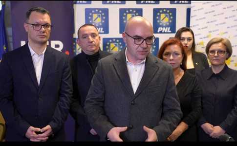 ALEGERI LOCALE PARŢIALE - Mihai Răzvan Moraru, candidatul independent susţinut de USR şi PNL la preşedinţia CJ Buzău: Rezultatul alegerilor, marcat de „o prezenţă istorică, din păcate negativă”, care arată lipsa de interes faţă de competiţia electorală
