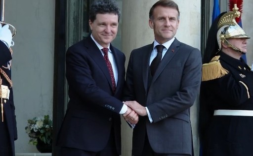 Preşedintele Nicuşor Dan, primit la Palatul Élysée de către preşedintele Franţei, Emmanuel Macron