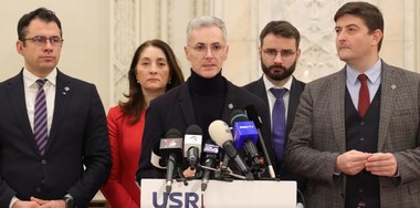 USR îl cheamă în Parlament, la Ora Guvernului, pe ministrul Justiţiei, pentru a da explicaţii despre modul în care inculpaţi conectaţi politic sunt scăpaţi de dosare prin prelungirea proceselor şi prescriere