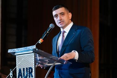 George Simion, după ce PNL a acuzat blat între PSD şi AUR la alegerile parţiale: Să le aduceţi aminte cine este la guvernare, USR-ul cu PSD-ul / Critici la adresa Guvernului

