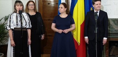Nicuşor Dan, în Finlanda: Dacă privim pe termene mai lungi, în România vedem un progres şi vedem o maturizare a societăţii care nu poate să ducă decât înainte / Pe termen scurt, vedem oscilaţii mari şi popor latin emoţional, de la agonie la extaz