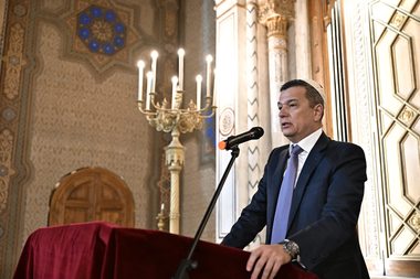 Sorin Grindeanu, în ziua în care a fost votată moţiunea de cenzură şi moţiunea simplă împotriva ministrului Mediului a trecut cu votul PSD: Am ales să fiu astăzi, la Timişoara, alături de comunitatea evreiască la redeschiderea Sinagogii din Cetate