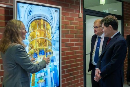 Preşedintele Nicuşor Dan, discuţii cu două organizaţii finlandeze de prestigiu în domeniul cercetării şi apărării: Modelul de organizare a marilor companii finlandeze reprezintă o posibilă cale şi pentru Romarm