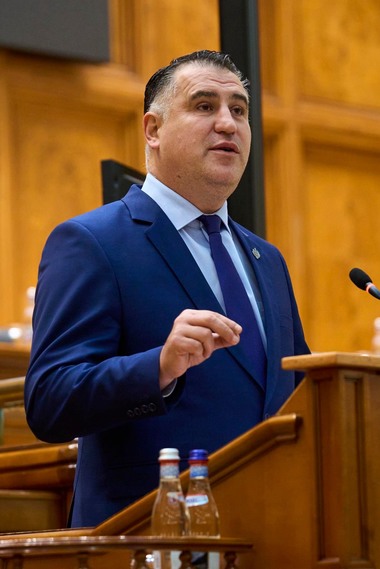 Ciprian-Constantin Paraschiv (AUR) reacţionează după ce preşedintele Nicuşor Dan a atacat la CCR Legea Novak: Nu poţi plasa interesul naţional sub interesele financiare ale unora şi altora. Nici în sport, nici nicăieri!