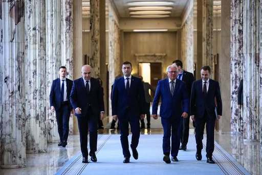 Radu Miruţă: Vom sta la guvernare cu dinţii, cu oricine de gât / La cum arată mişcările astea prin Parlament, şi dacă n-ar fi PSD, sunt şanse să se găsească o majoritate