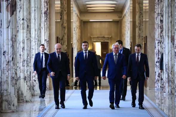 Radu Miruţă: Vom sta la guvernare cu dinţii, cu oricine de gât / La cum arată mişcările astea prin Parlament, şi dacă n-ar fi PSD, sunt şanse să se găsească o majoritate