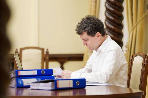 Nicuşor Dan: Am primit de la magistraţi sute de pagini de materiale relevante despre problemele din justiţie/ Consultările de luni vor avea loc în mai multe runde de discuţii şi vor fi urmate de o conferinţă de presă