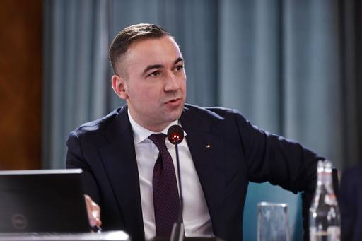 Bogdan Ivan: România ori rămâne o ţară care reacţionează la deciziile altora, ori devine o ţară care le influenţează. Eu cred că România poate mai mult. Şi îmi asum să lucrez pentru asta. 2026 nu va fi un an comod