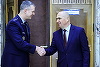 Premierul Bolojan i-a mulţumit generalului Alexus G. Grynkewich, comandantul Suprem al Forţelor Aliate din Europa (SACEUR), pentru sprijinul acordat apărării României, prin activităţile de vigilenţă sporită şi iniţiativele NATO