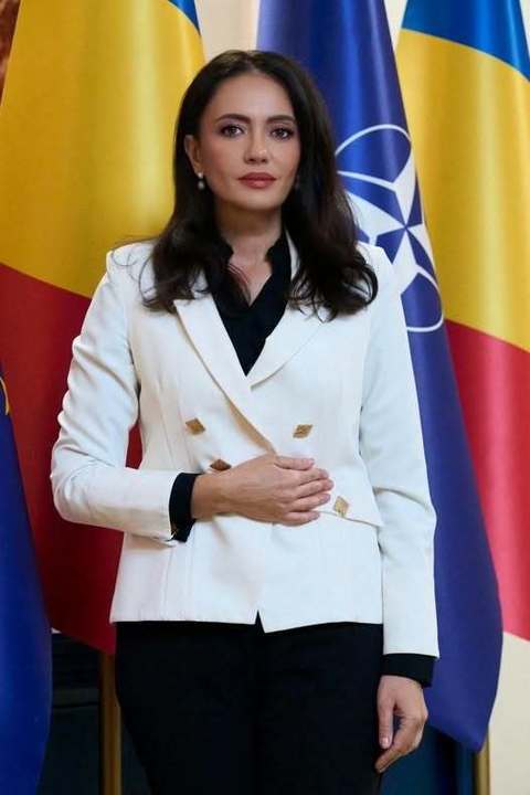 Preşedintele comisiei pentru cercetarea abuzurilor, Laura Gherasim (AUR): «Democraţia la judecată», la Palatul Parlamentului, în perioada 26–30 ianuarie / Cinci zile de audieri publice, pentru clarificări privind anularea alegerilor prezidenţiale