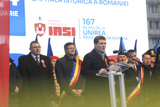 Nicuşor Dan, despre huiduielile de la Iaşi: Nu trăim vremuri uşoare, dar sunt momente în care, dacă putem, trebuie să ne bucurăm, iar, dacă nu putem să ne bucurăm, şi asta e normal, atunci să respectăm