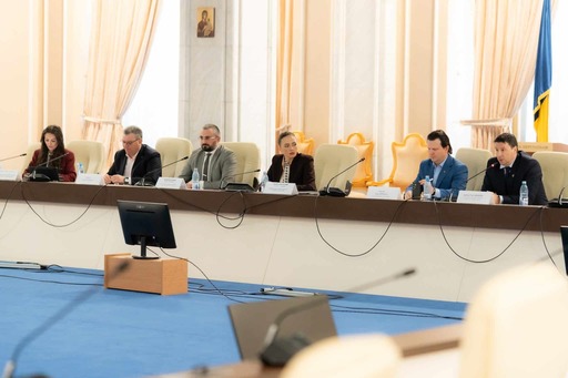AUR: Românii merită adevărul despre anularea alegerilor, dar pentru a doua zi consecutiv instituţiile statului sfidează Parlamentul şi refuză să dea explicaţii