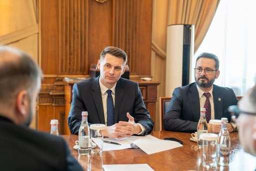 Mircea Abrudean, preşedintele Senatului: România, Republica Moldova şi Ucraina vor să înfiinţeze o Cameră de Comerţ Trilaterală. Vom avea astfel o platformă instituţională comună