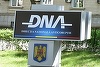 UPDATE - Avocata prinsă în timp ce primea 60.000 de euro pentru intervenţii în justiţie, în arest preventiv / DNA: A cerut bani pentru campania electorală a unui candidat la Primăria Capitalei / Complicele spunea că are influenţă asupra şefului DNA 