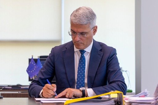 Dragoş Pîslaru despre situaţia de la CCR: E absolut inacceptabilă tergiversarea. Justiţia nu poate fi capturată de un cerc de interese în jurul unei conduceri despre care există investigaţii în media care sugerează despotism şi partizanat politic