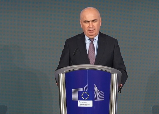 Bolojan, despre tronsoanele de autostradă finanţate prin Programul SAFE: Cel mai târziu, în toamna acestui an, ar trebui să începem toate lucrările