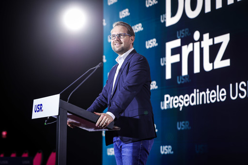 Dominic Fritz, la Congresul USR: România nu are nevoie de salvatori. România nu este o victimă care aşteaptă un erou cu pelerină, nu este un pacient care are nevoie de un medic providenţial sau de un tătuc