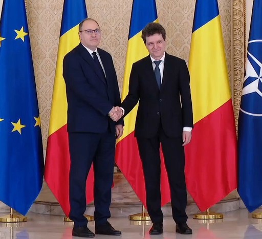 UPDATE - Mihai Dimian a depus jurământul de învestitură în funcţia de ministru al educaţiei, la Palatul Cotroceni