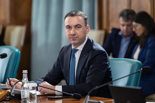 Bogdan Ivan anunţă că Guvernul va discuta, în şedinţa de joi, ”un mecanism complex” care permite ca preţul plătit de români pentru gaze naturale să nu crească, timp de un an, după liberalizarea pieţei