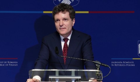 Nicuşor Dan: A fi protejată de umbrela nucleară NATO nu presupune prezenţa unor elemente de natură nucleară pe teritoriul României şi în viitorul mediu nu se pune problema ca componente nucleare să fie găzduite de teritoriul nostru