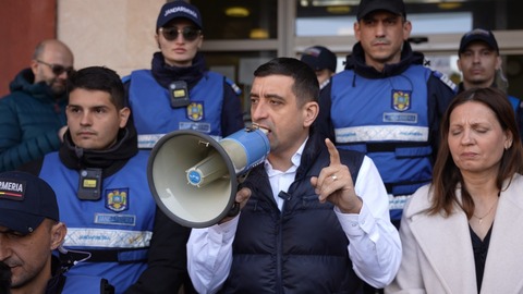 George Simion, la Târgu Jiu, unde angajaţii de la Complexul Energetic Oltenia protestează de mai multe zile. Apel la ministrul Energiei şi la premierul Bolojan
