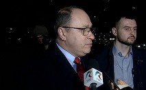 Ministrul Educaţiei a venit să vorbească cu studenţii care protestau în Piaţa Victoriei: Îmi doresc un buget mai mare acordat studenţilor. În acelaşi timp, îmi doresc o schimbare de mentalitate