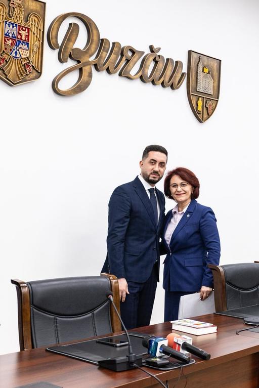Prefectul de Buzău, Liliana Sbîrnea: Posturi din prefecturi au fost tăiate pentru a fi alocate la Bihor 

