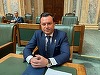 AUR: Senatul a votat propunerea legislativă care prevede recunoaşterea activităţii de gardă a medicilor, ca vechime în muncă