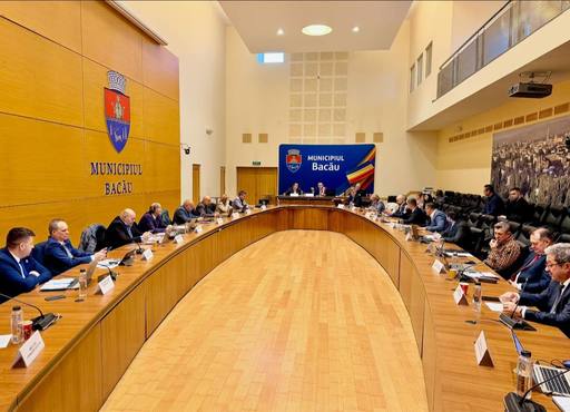 Primar USR: După ce Bolojan ne-a luat banii de termoficare, şcoli şi cofinanţări, am găsit soluţia să revenim la bonificaţia de 10% pentru băcăuani / Guvernul, acuzat de ”decizii hazardate” - a tăiat fără explicaţii şi fără consultare resurse esenţiale 

