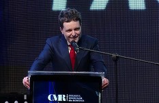 Preşedintele Nicuşor Dan crede că măsurile pe care le va lua Guvernul vor duce la ”o scădere sensibilă” a preţului la carburanţi: Eu sper că până în joi să se găsească formula potrivită de pe care coaliţia să-şi o asume