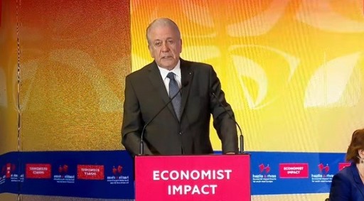 Conferinţa The Economist – Dimitris Avramopoulos: Trecem printr-o perioadă de nesiguranţă pe care o resimţim cu toţii/ De la războiul din Ucraina până la instabilitatea din Orientul Mijlociu, întrega lume se transformă în faţa ochilor noştri