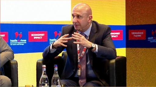 Conferinţa The Economist - Bogdan Badea: Hidrocentralele nu sunt susţinute suficient în Europa, iar asta e ceva ce am resimţit în ultimii 10 ani/ Ne luptăm pentru a continua nişte investiţii mai vechi, însă procedurile devin din ce în ce mai birocratice