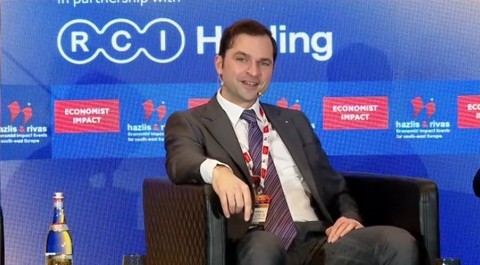 Conferinţa The Economist - Sebastian Burduja: O lecţie pe care ar trebui să o învăţăm este că nu ne putem permite să depindem de resurse energetice sau de coridoare energetice care nu sunt sub controlul nostru