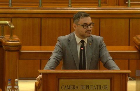 USR cere sancţionarea deputatului AUR Dan Tănasă, după ce a declarat în plen: ”Încă nu ne-am hotărât dacă USR este boală venerică sau boală mintală”: Arată, din nou, că singurele lucruri pe care le reprezintă sunt ura şi dezbinarea românilor