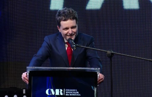 Nicuşor Dan: Am vorbit cu Lia Savonea în lungile luni în care s-a discutat de pensiile magistraţilor. M-am şi întâlnit cu dânsa la Cotroceni