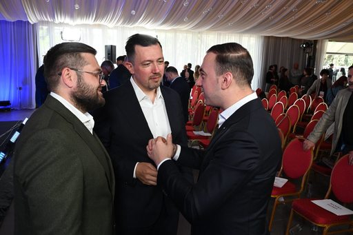 Bogdan Ivan: Felicitări, Alexandru Hazem Kansou, pentru alegerea în funcţia de preşedinte al PSD Sector 4 / Preluarea acestui rol după Daniel Băluţă este o provocare reală, dar şi o oportunitate

