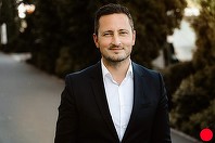 Nicu Ştefănuţă: România trebuie schimbată nu doar pe alocuri, ci trebuie ras tot / Ce ne trebuie? Un moment Ungaria, în care sursa puterii, Parlamentul, este schimbat radical, din temelii

