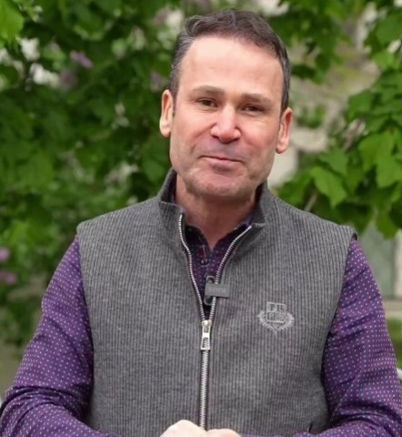 Robert Negoiţă: Ne place, nu ne place domnul Bolojan, importante sunt câteva aspecte. Că s-au întâmplat nişte reforme până acum/ Din punctul meu de vedere cel puţin pentru asta cu societăţile şi cu reforma administrativă, toată susţinerea - VIDEO