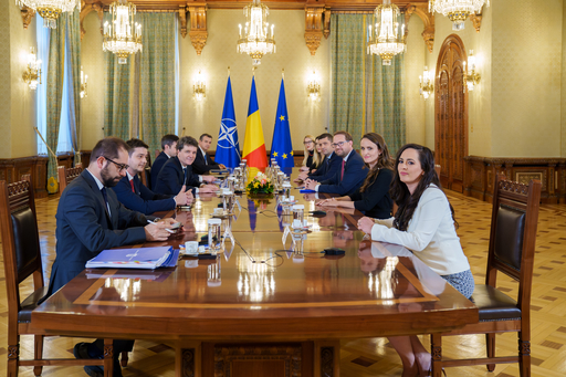 Oana Ţoiu: Dacă unul din partidele de coaliţie se decide să renunţe la propriile angajamente, asta îi priveşte şi tot la ei este responsabilitatea de a veni înapoi într-un mediu constructiv în care putem găsi soluţii pentru România
