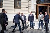 Preşedintele CJ Suceava consideră „istorică” ziua semnării contractelor de proiectare şi execuţie pentru două loturi ale A7 Paşcani-Suceava şi remarcă prezenţa premierului Ilie Bolojan la eveniment: Culoarea politică a fiecăruia este mai puţin importantă