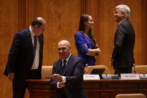 MOŢIUNE DE CENZURĂ - Ilie Bolojan: Moţiunea are o fractură logică, mai ales din partea celor de la PSD. Dacă e adevărată moţiunea, unde aţi fost până acum? Nu aţi fost în Guvern? / Moţiunea, mincinoasă, cinică şi artificială